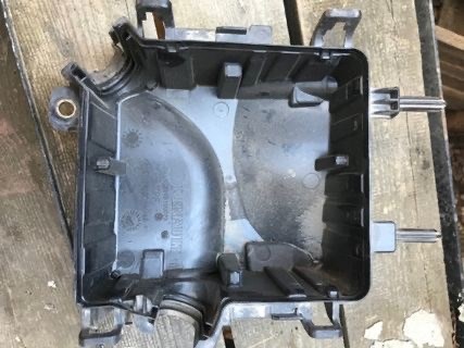 Корпус блока предохранителей 284B10002R Renault (RVI)