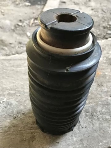 540505143R Пыльник амортизатора купить Киев
