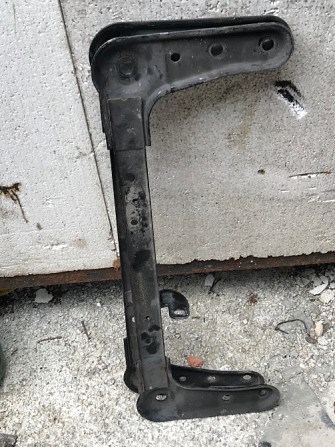 544640003R RENAULT Кронштейн передней балки купить в Запорожье