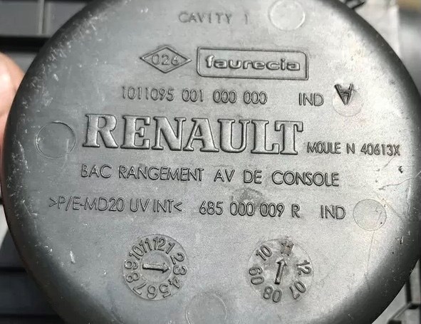 RENAULT 685000009R в наличии Киев