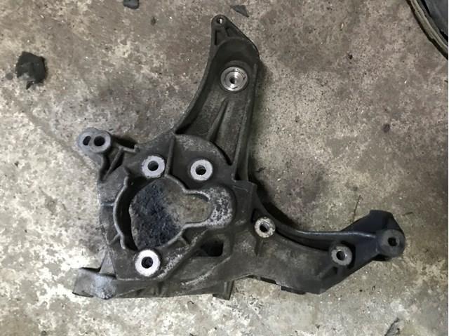 7700113574 RENAULT Кронштейн генератора купить в Львов
