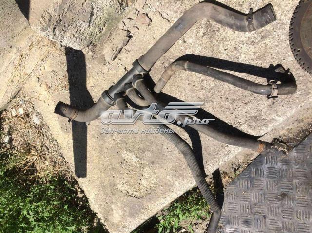 RENAULT 8200106725 Патрубок системы охлаждения в наличии Ирпень