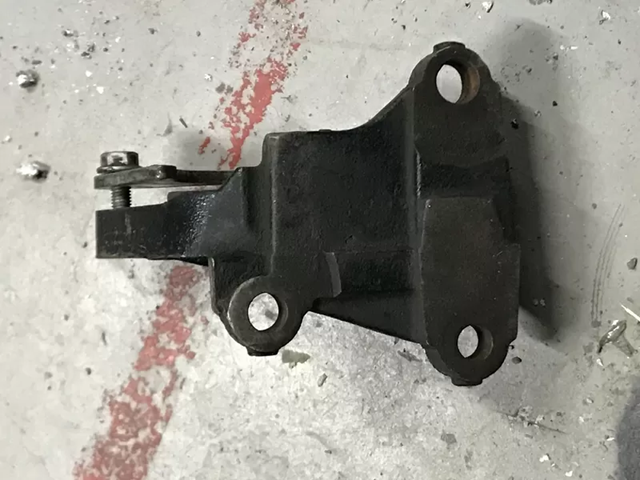 8200133511 RENAULT Опора подвесного подшипника передней полуоси купить в Винница