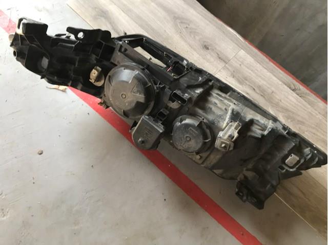 8200207516 RENAULT Правая фара купить в Днепр
