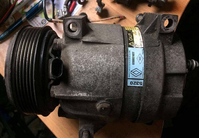 RENAULT 8200678509 Компрессор кондиционера в наличии Черновцы