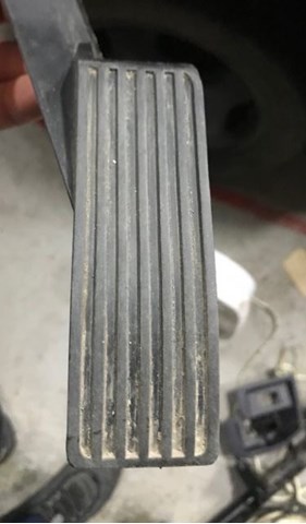 1683000425 MERCEDES Педаль газа купить в Одесса