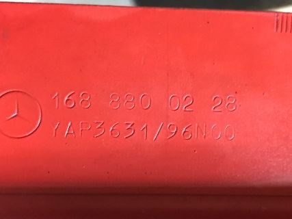 MERCEDES A1688800228 Петля капота правая в наличии Павлоград