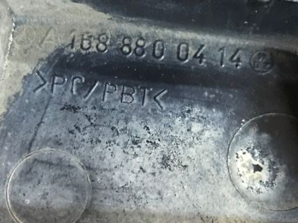 A1688800414 Кронштейн бампера переднего правый купить Павлоград