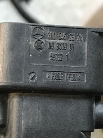 MERCEDES A2085452328 в наличии Ужгород