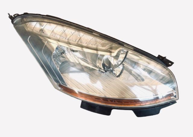 Фара комбинированная, передняя 16298200 PEUGEOT