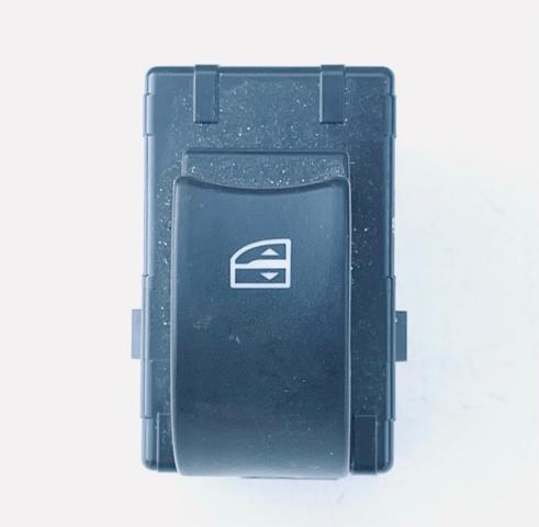 Кнопка подъемника переднего правого стекла 25411JY00A RENAULT