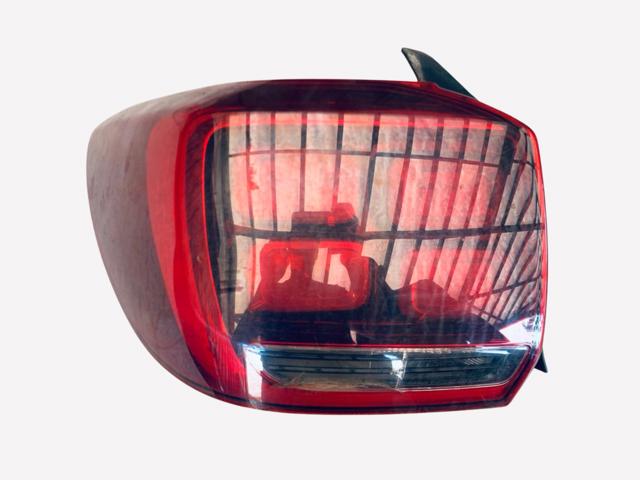 Задняя левая фара 265557681R RENAULT