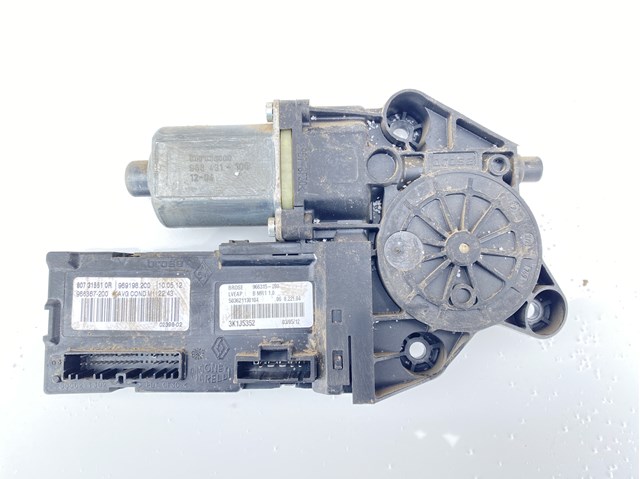 Привод электростеклоподъемника задний 807315510R RENAULT