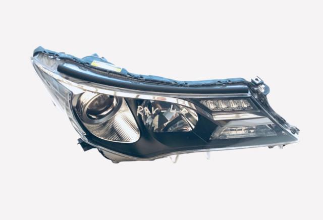 8113042650 TOYOTA Правая фара купить в Черновцы