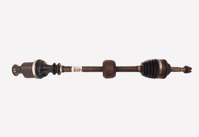 Привод передний правый 8200274162 RENAULT
