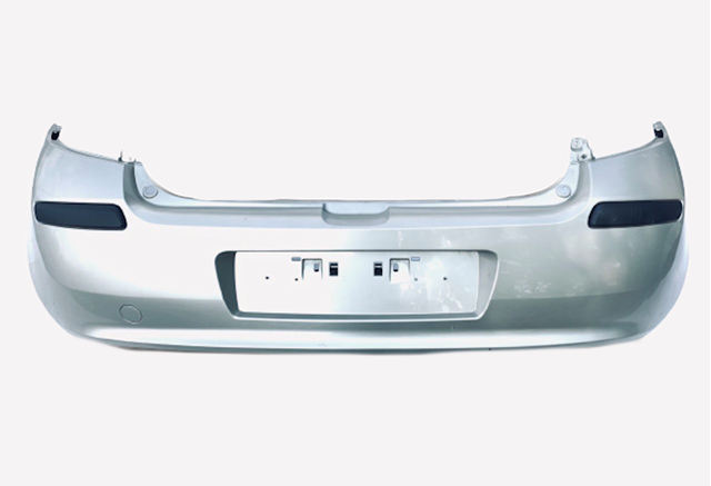 Бампер задний 8200402320 RENAULT