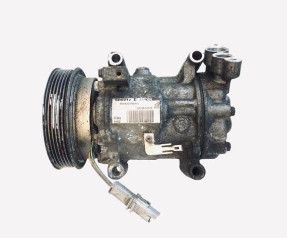 Компрессор системы кондиционирования 8200600122 RENAULT