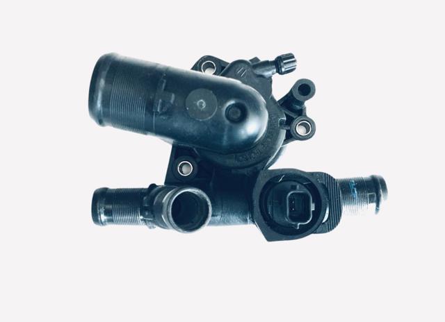 Корпус термостата в сборе 8200801570 RENAULT