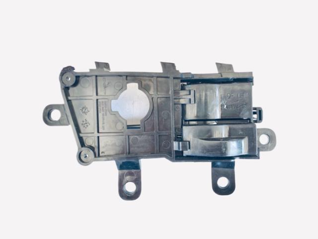 Ручка передней двери внутренняя, правая 826202T000 HYUNDAI
