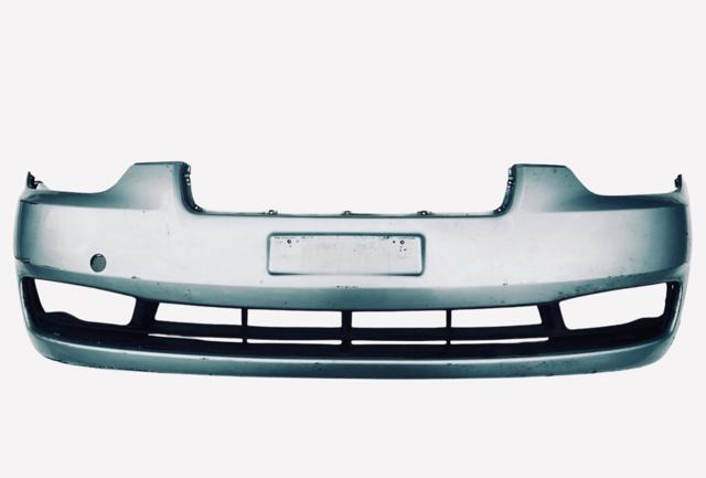 Бампер на авто Hyundai Accent 3