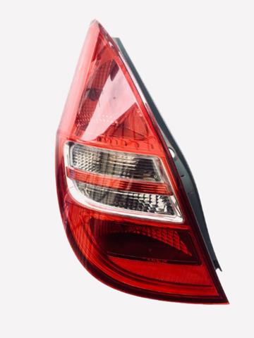 Фонарь задний левый 924012L0 HYUNDAI