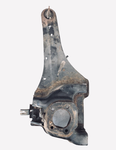 Цапфа поворотная правая EG2528200B MAZDA