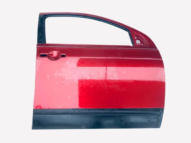 Пассажирская передняя дверь H0100JD0MD NISSAN