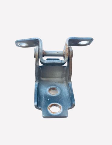Навеска двери водителя (петли) KD5359210 MAZDA