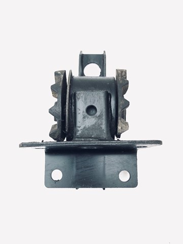 Подушка (опора) двигателя, левая T111001110BA CHERY