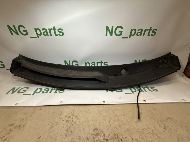 NISSAN 668626RR0B Водосток лобового стекла, жабо в наличии Винница