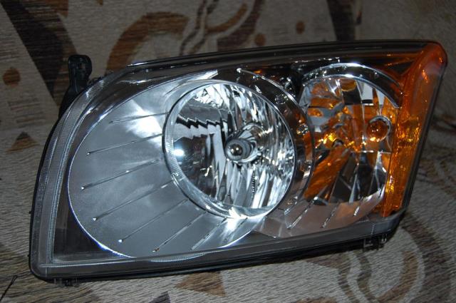 CHRYSLER 5303739AE Левая фара в наличии Днепр