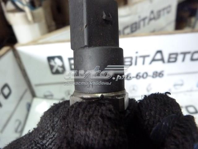 0041531528 MERCEDES Датчик давления топлива купить в Николаев