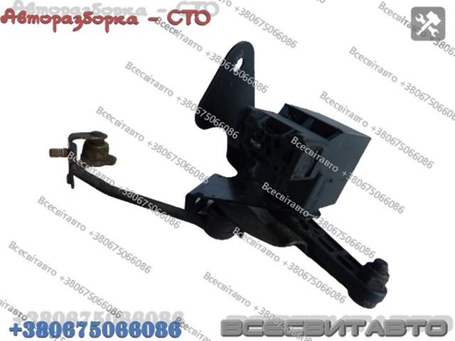 MERCEDES 0105427717 Датчик уровня положения кузова задний в наличии Киев