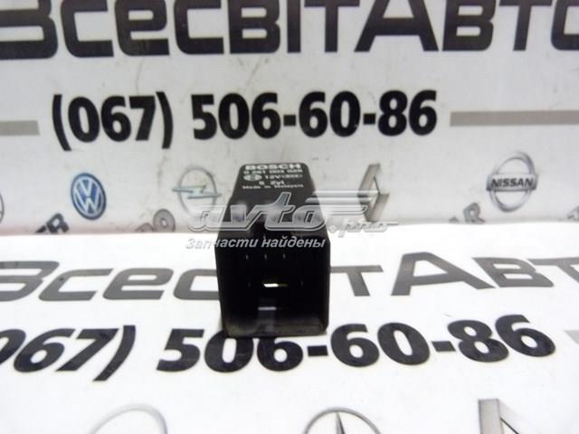 0281003028 Реле свечей накала купить Чернигов