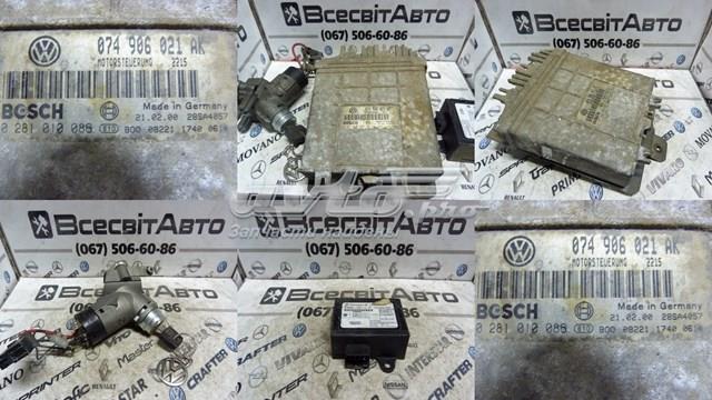 ЭБУ двигателем 074906021AK VAG