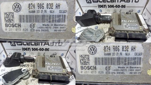 Электронный блок управления двигателем 074906032AH VAG