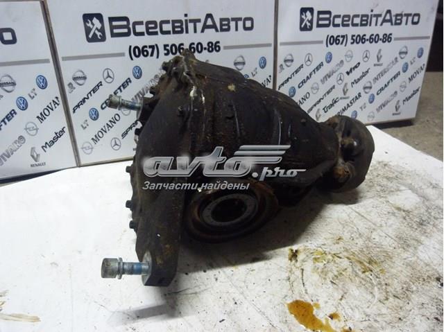 2103513008 MERCEDES Крышка редуктора заднего купить в Николаев