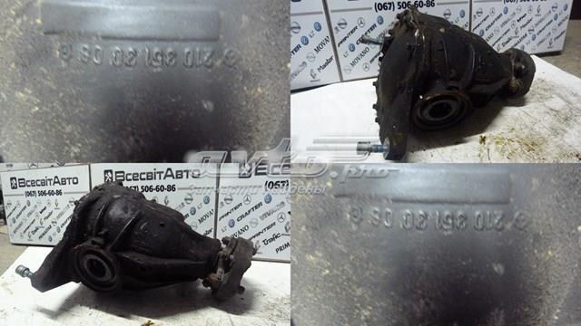 2103513008 Крышка редуктора заднего купить Кривой Рог