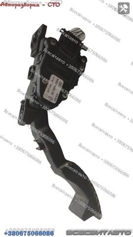 RENAULT 8200415818 Педаль газа (акселератора) в наличии Полтава