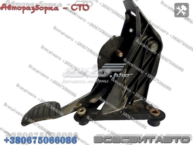 8200725734 Педаль сцепления купить Тернополь
