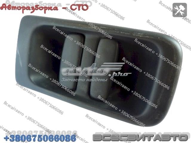 RENAULT 8200856290 Ручка боковой двери наружная правая в наличии Запорожье