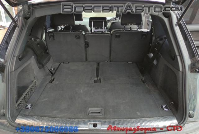 VAG 8P0941700A Фара противотуманная правая в наличии Винница