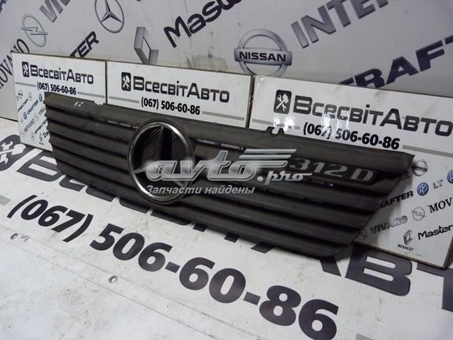 9018880123 MERCEDES Решетка радиатора купить в Чернигов