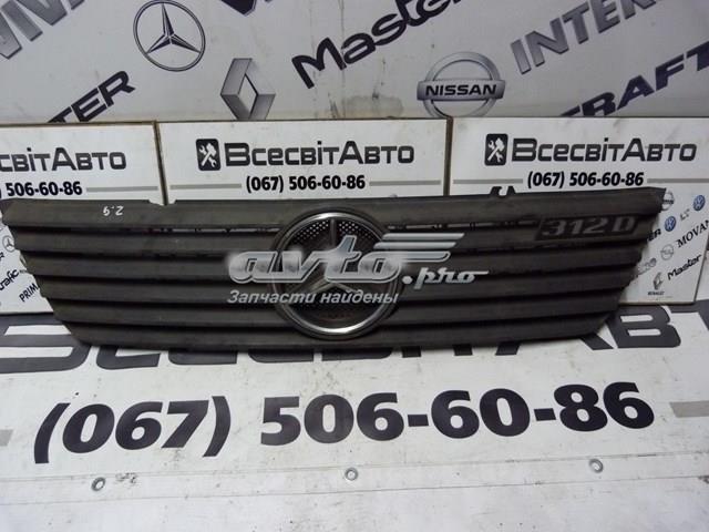 MERCEDES 9018880123 Решетка радиатора в наличии Николаев