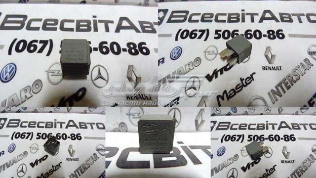 Реле топливного насоса A0025420219 MERCEDES