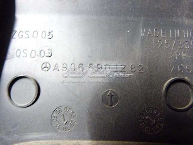A9066901282 MERCEDES Внешняя накладка стойки кузова купить в Кривой Рог