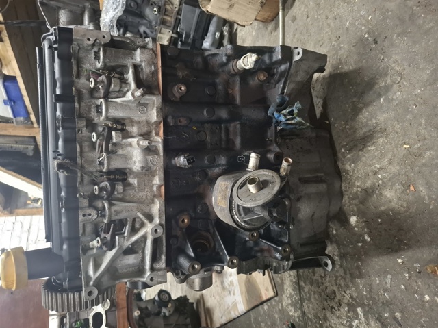 Двигатель голый K9K RENAULT