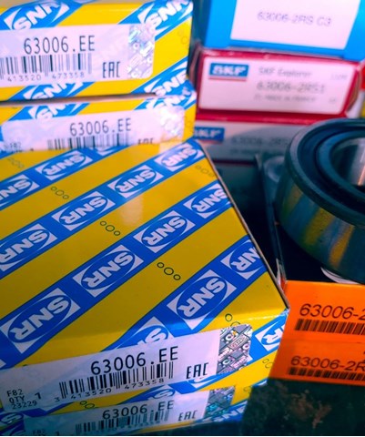 Подвесной подшипник передней полуоси 63006EE SNR