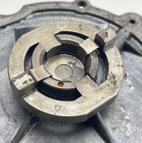 A0002304365 MERCEDES Вакуумный насос купить в Павлоград