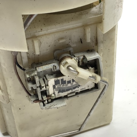 311102B900 HYUNDAI Модуль топливного насоса с датчиком уровня топлива купить в Львов